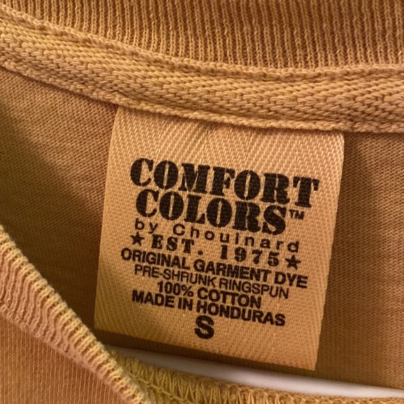 Comfort Colors by Choulnard West Virginia t-shirt, size small unisex. - Picture 3 of 5